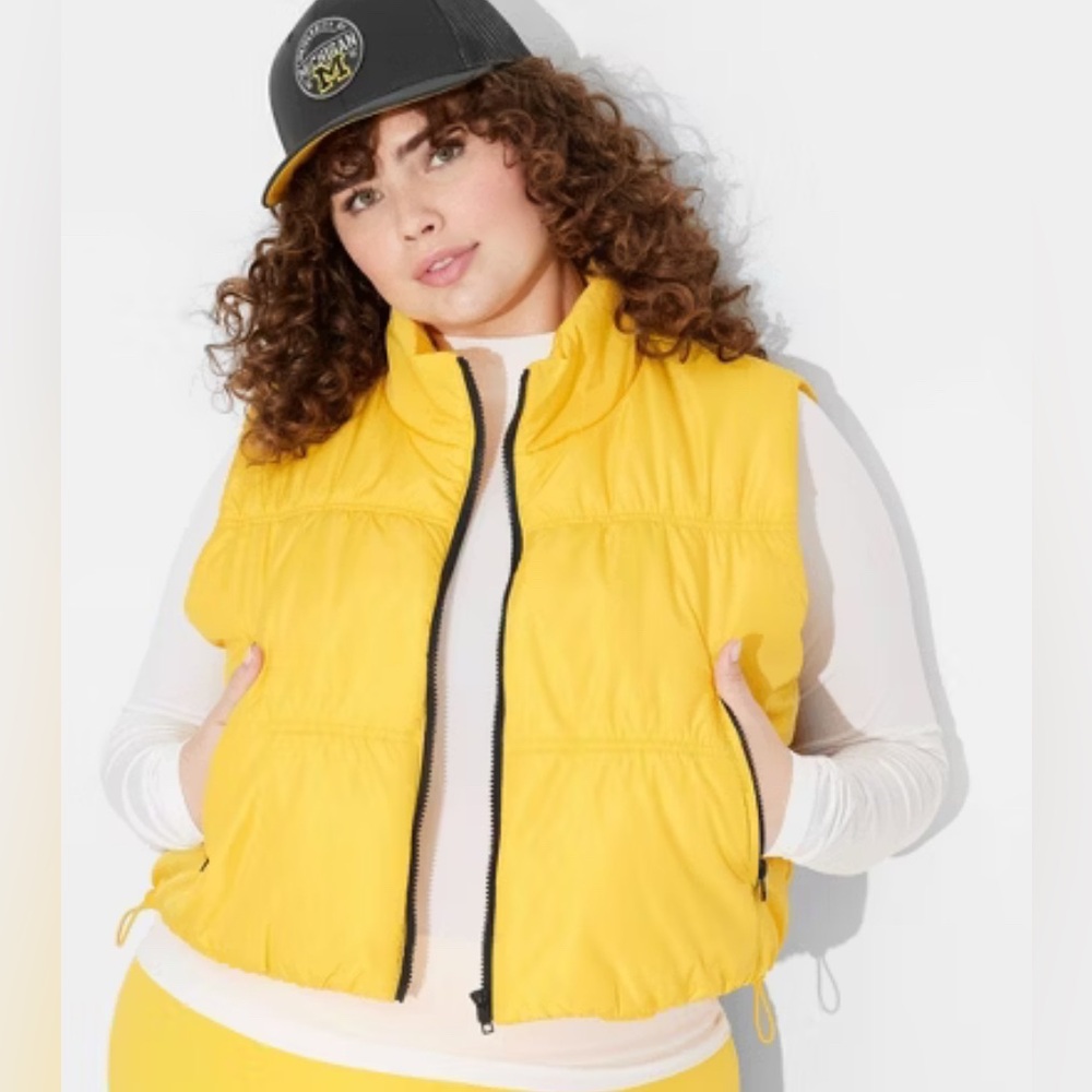 NWT Wild Fable Mock Turtleneck Puffer Vest Game Day in Yellow - Size 4X
